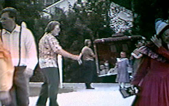 Aug11-26.jpg (76963 bytes)