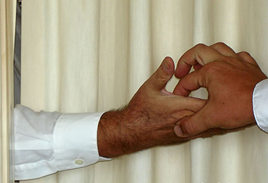 veil3.jpg (12984 bytes)